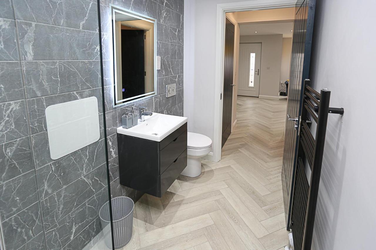 No1 Luxury Service Apartments Белфаст Экстерьер фото