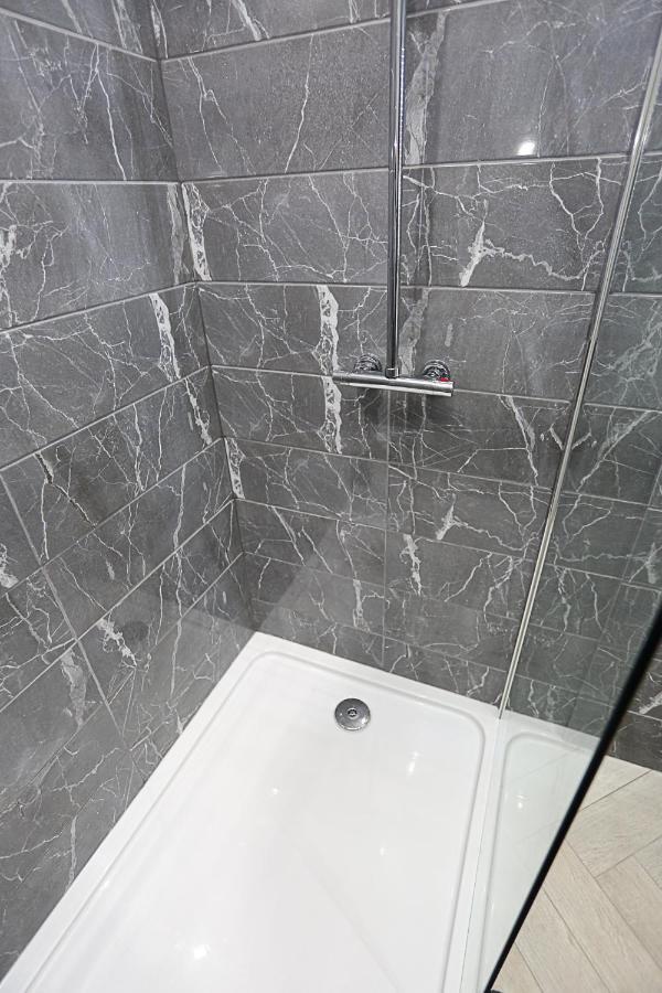 No1 Luxury Service Apartments Белфаст Экстерьер фото